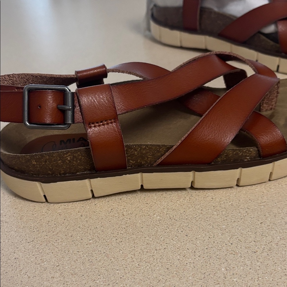 MIA Tan Leather Cross-Strap Sandals - Picture 2 of 5